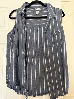 Dash Blue Striped Sleeveless Button-Front Tank